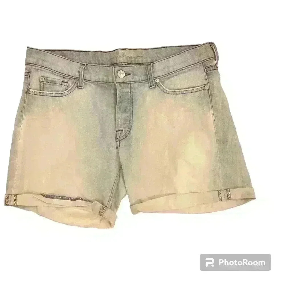 7 For All Mankind Bleached White Washed Distressed Mom Shorts size 30 Acid Wash